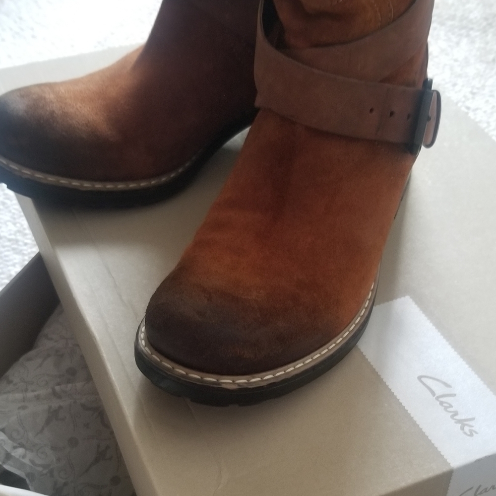 Clarks Brown Suede Combat Moto Boots - Picture 6 of 6